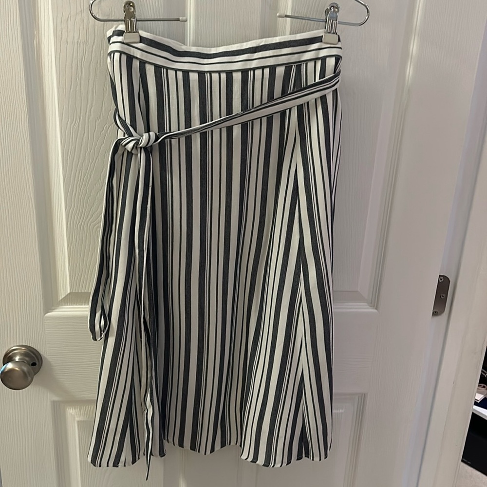 NWT Loft striped cotton skirt
